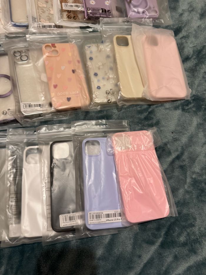 Vend lot de 20 coques pour iPhone 14 plus - photo numéro 5
