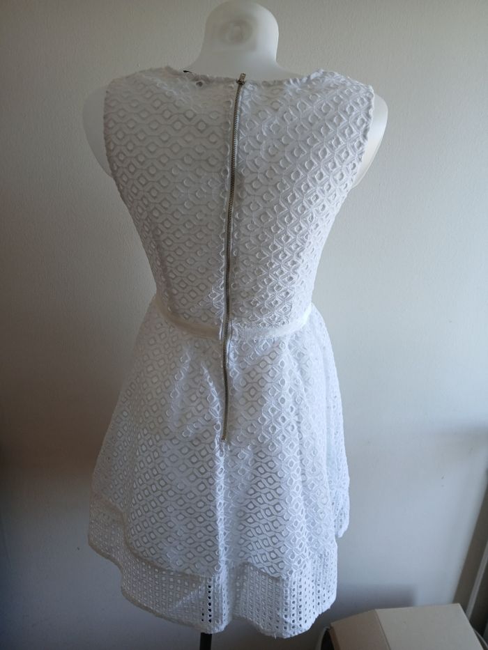 Robe jus d’orange taille 2 - photo numéro 3