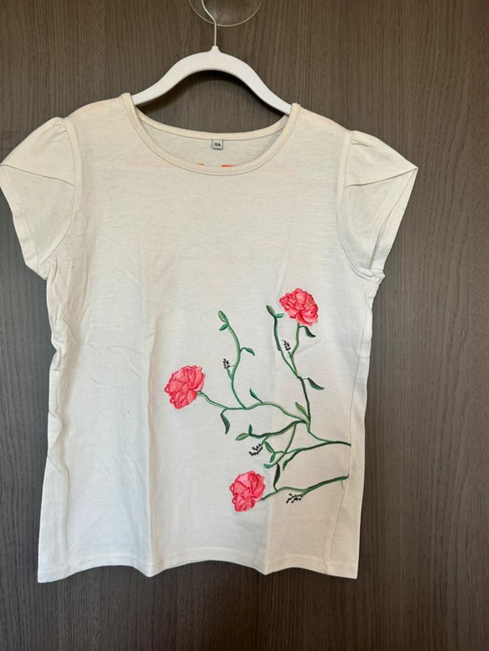 Tee shirt