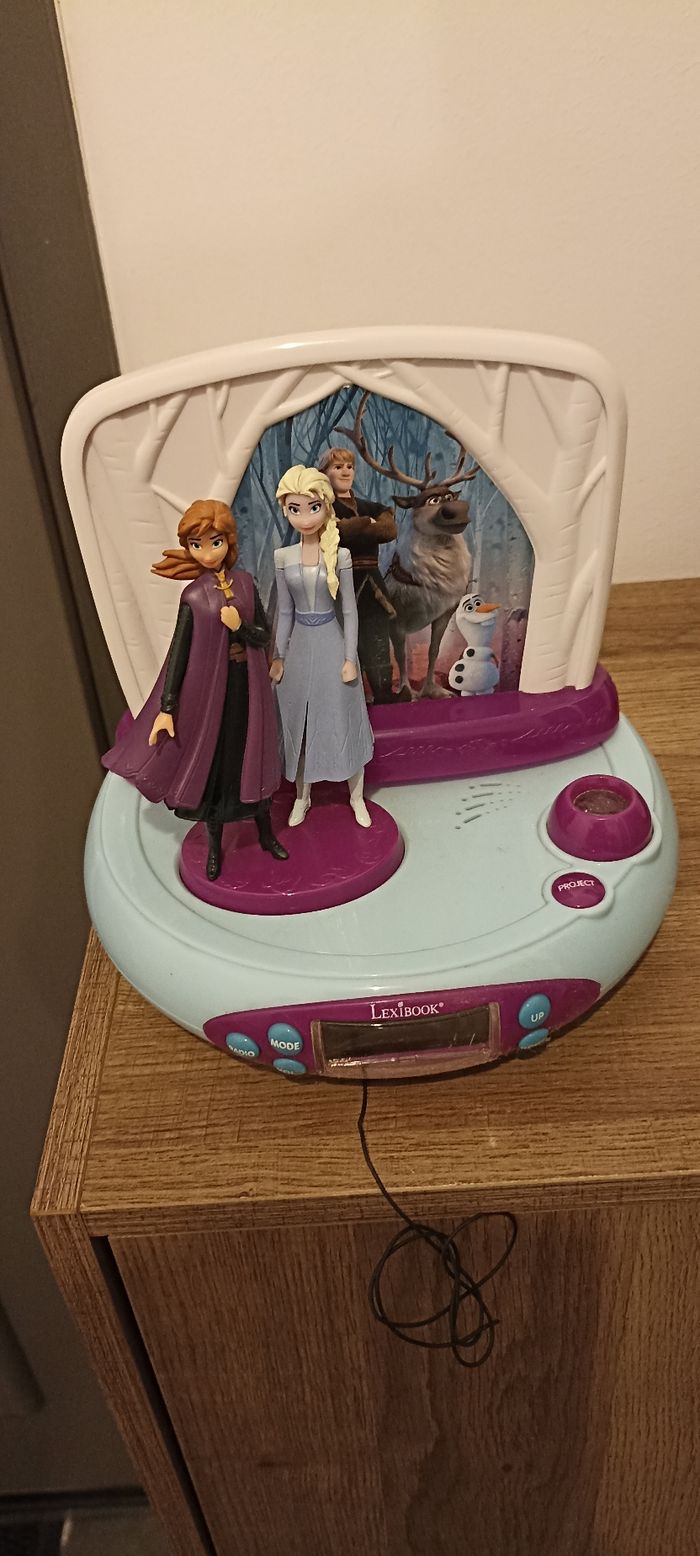 Réveil projecteur neuve Reine des Neiges JouéClub