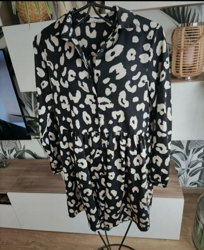 Robe chemise Emma Ella taille SM - photo numéro 3