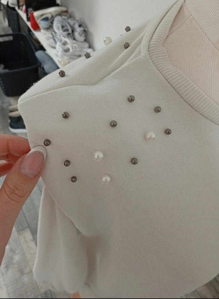 Pull avec perles taille s/m - photo numéro 3