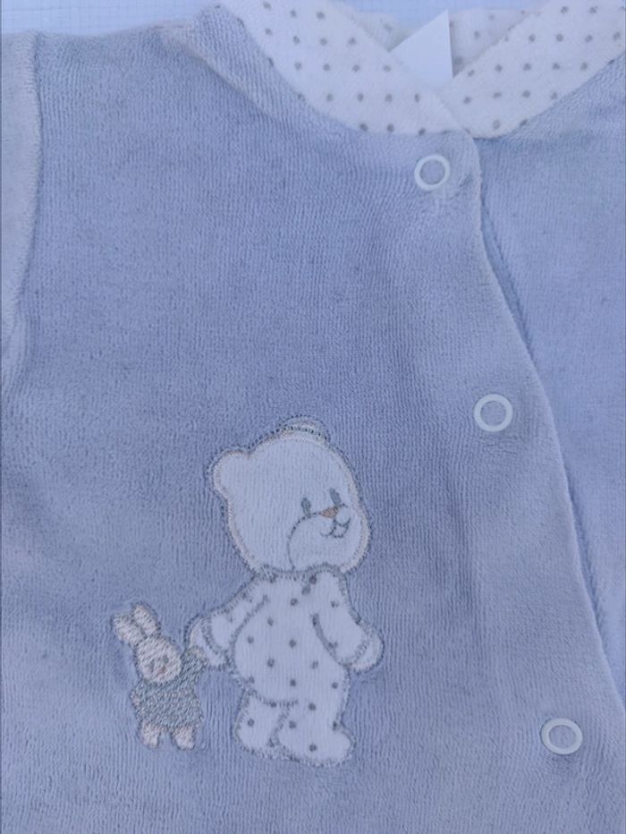 Pyjama 1 mois - photo numéro 2