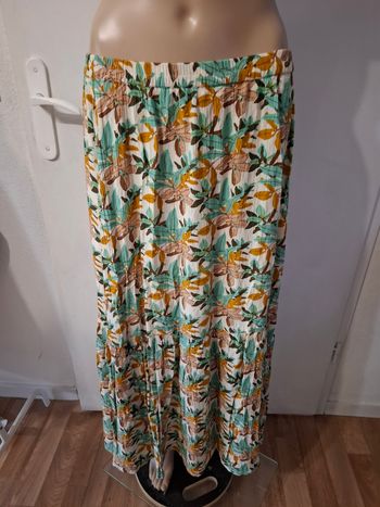Jupe Longue taille 40 en très bon état