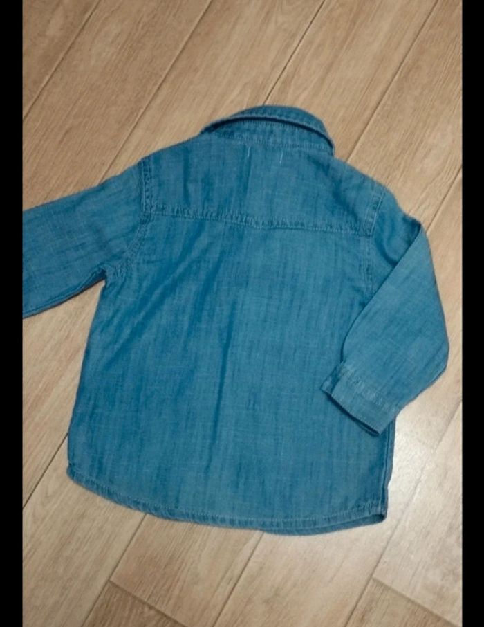 Chemise bébé en jean léger - photo numéro 4