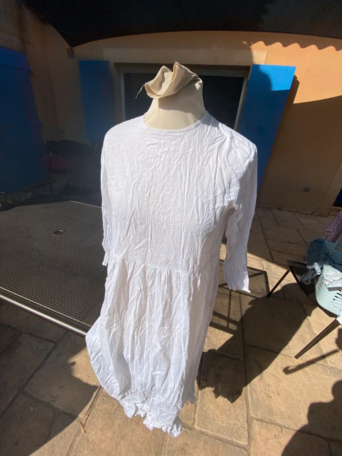 Robe ancienne en coton blanc 38