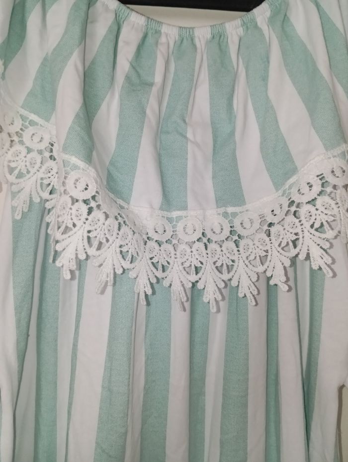 Robe épaules nues - photo numéro 2
