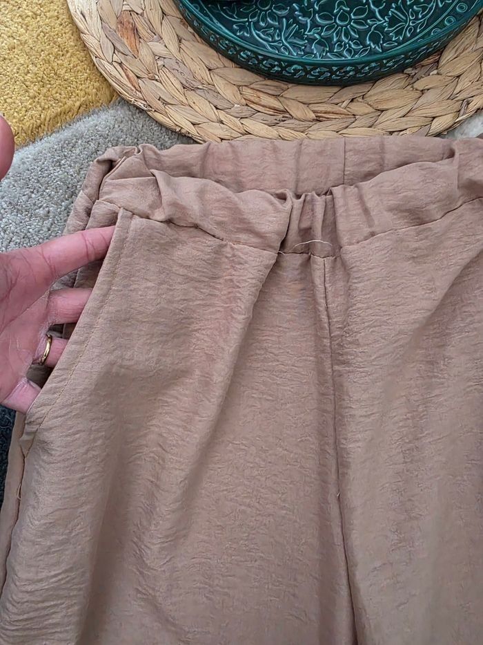 Pantalon fin beige ouvert aux chevilles Laçati taille unique - photo numéro 3