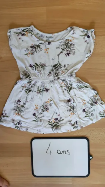 Robe taille 4 ans