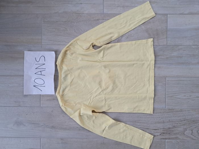 Lot de 2 t-shirts jaune à manches longues fille 10 ans - photo numéro 4