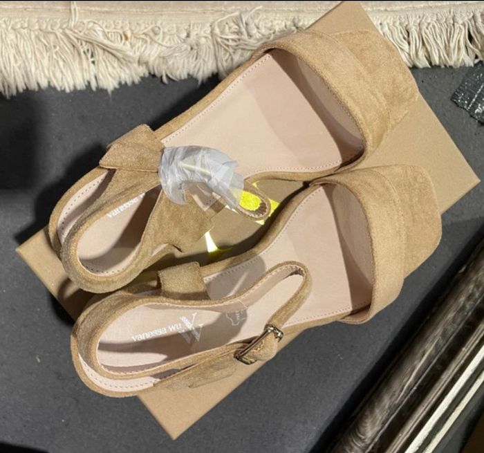 Sandale Vanessa Wu beige neuve 39 - photo numéro 7