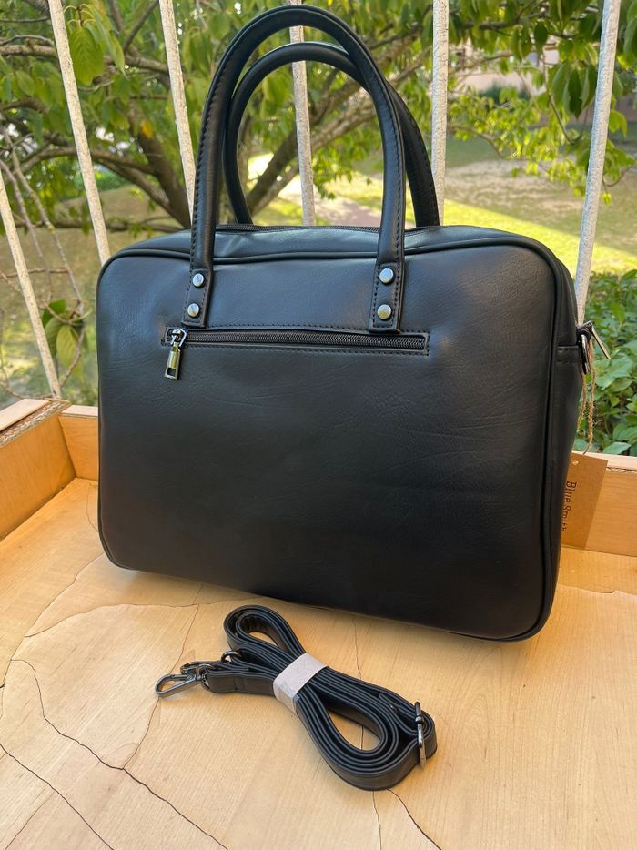 Sac business en pu noir pratique et élégant neuf jamais utilisé - photo numéro 3