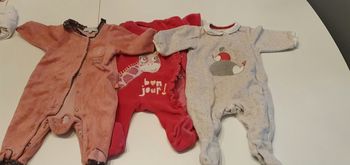 Lot 3 dors bien 1 mois