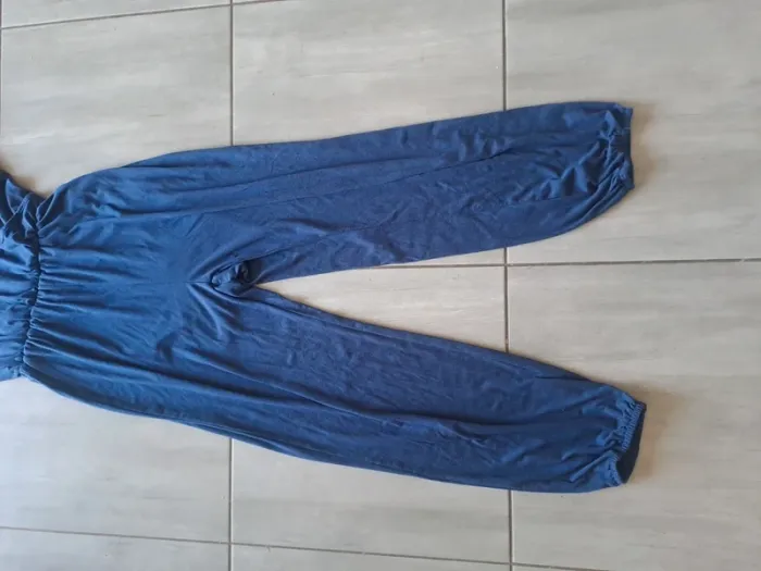 Combi pantalon bleu marine Taille M (38) - photo numéro 9