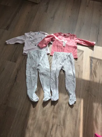 Pyjamas 2 pièces
