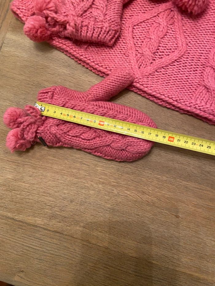 Ensemble 4/8 ans snood/cape et moufles à pompons fuschia Okaïdi - photo numéro 9