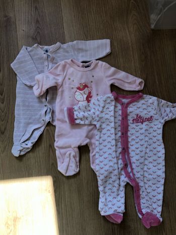 Lot 3 pyjamas