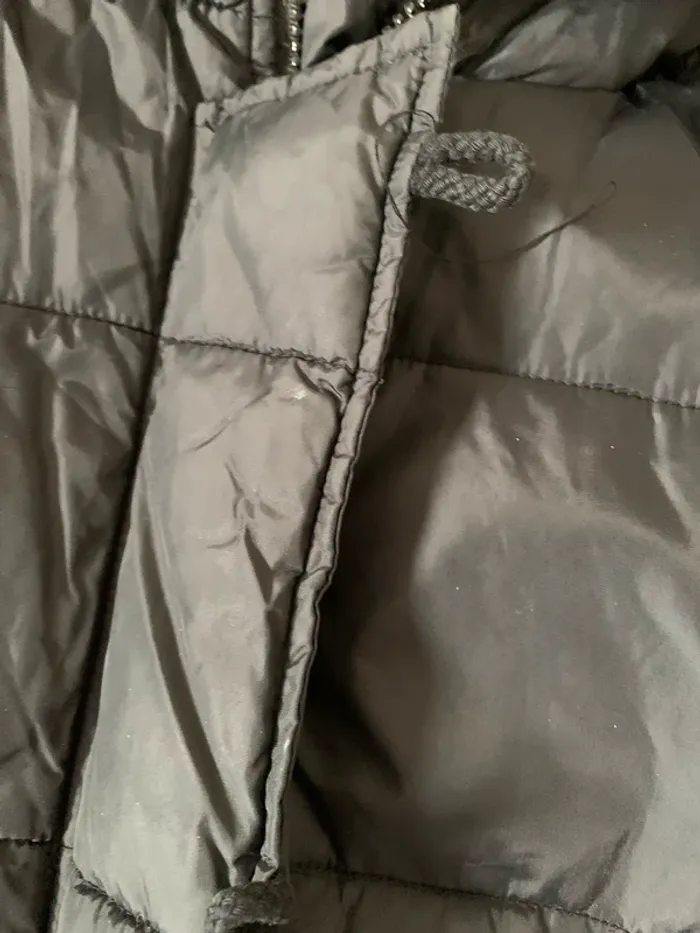 doudoune noir Naf Naf taille 40 - photo numéro 2