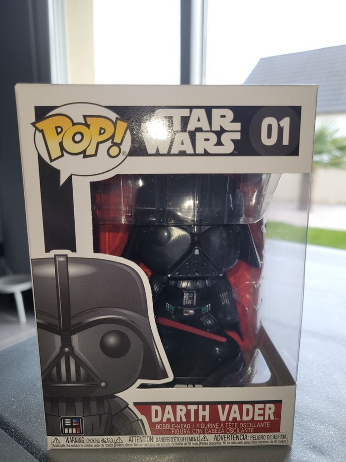 Neuf figurine funko pop Disney darth vader dark vador