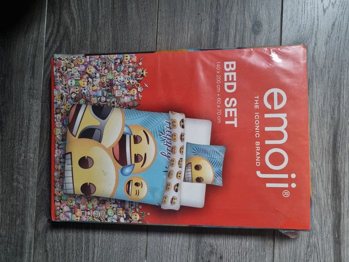 parure de lit emoji