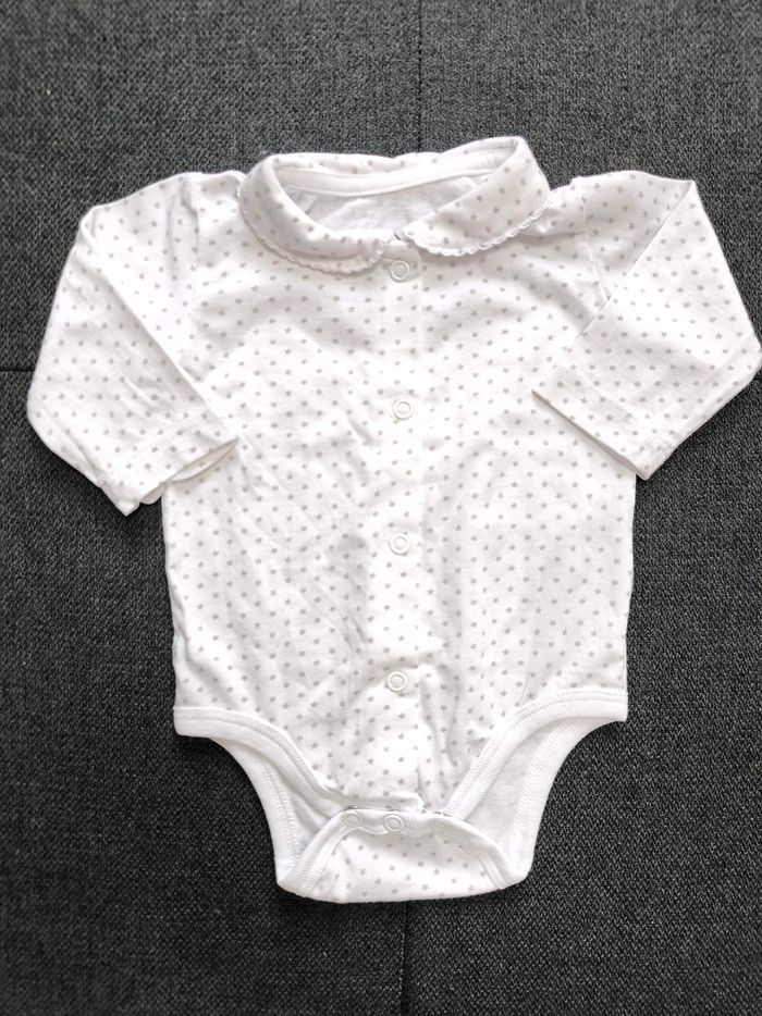 Lot bodies 1 mois - photo numéro 2