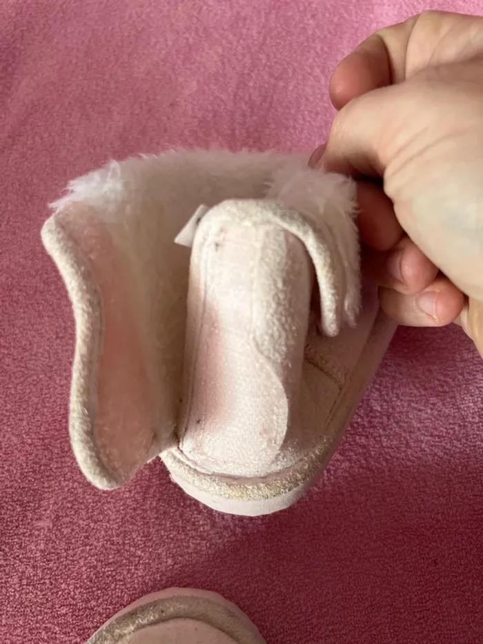 Chaussons rose taille 18-19 - photo numéro 5