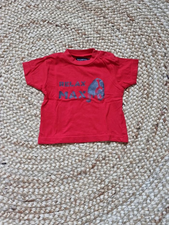 Tee-shirt tout compte fait 6 mois