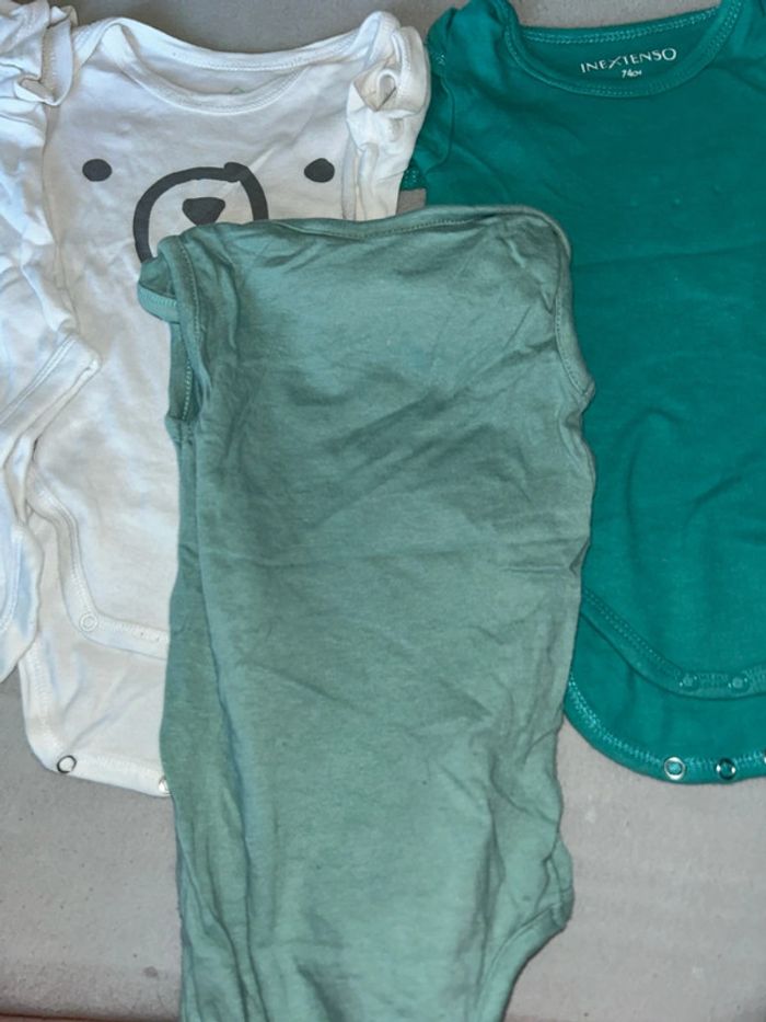 Lot body manche courte 9 mois - photo numéro 3