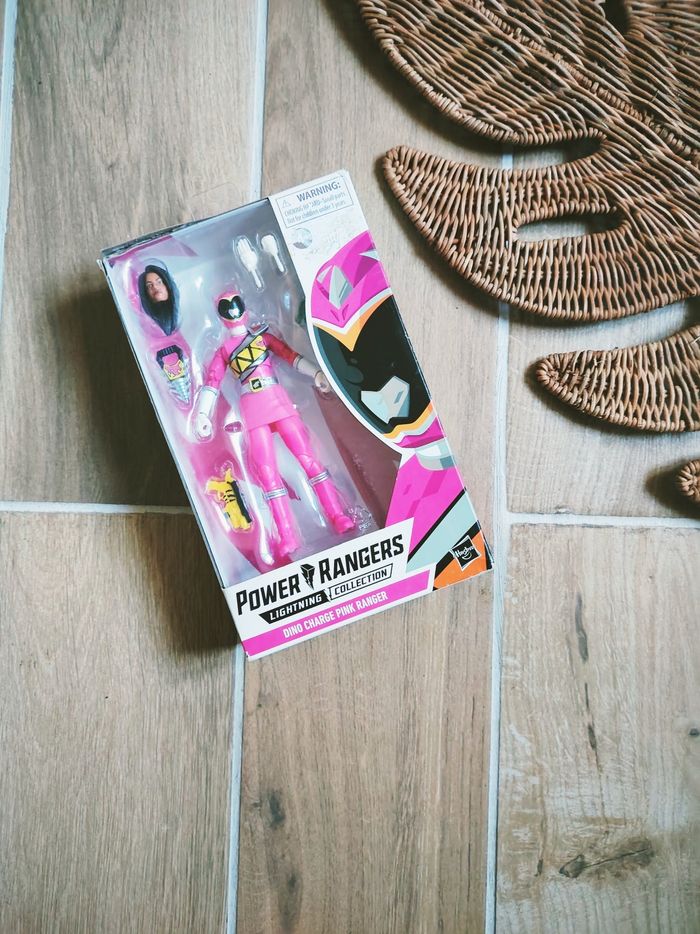 🙅 Coffret Power rangers dino charge lightning collection figurine articulée du ranger rose