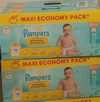 2 cartons de 112 couches