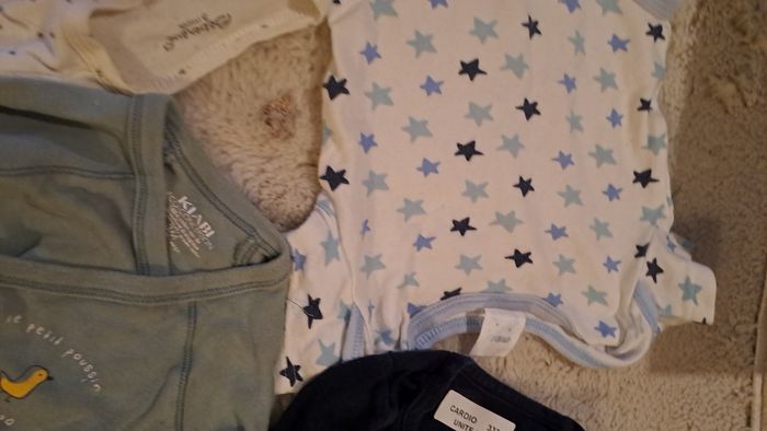 Lots bodies garçon 3 mois, très bon état - photo numéro 5
