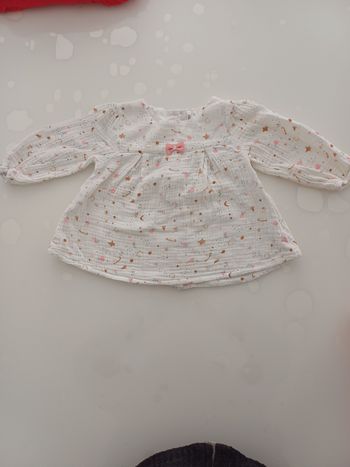 Robe neuve taille 9 mois