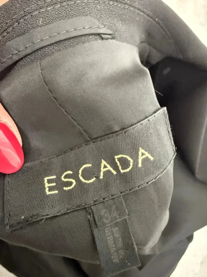 Magnifique veste Blazer Escada en laine femme noir taille 34 comme neuf - photo numéro 8