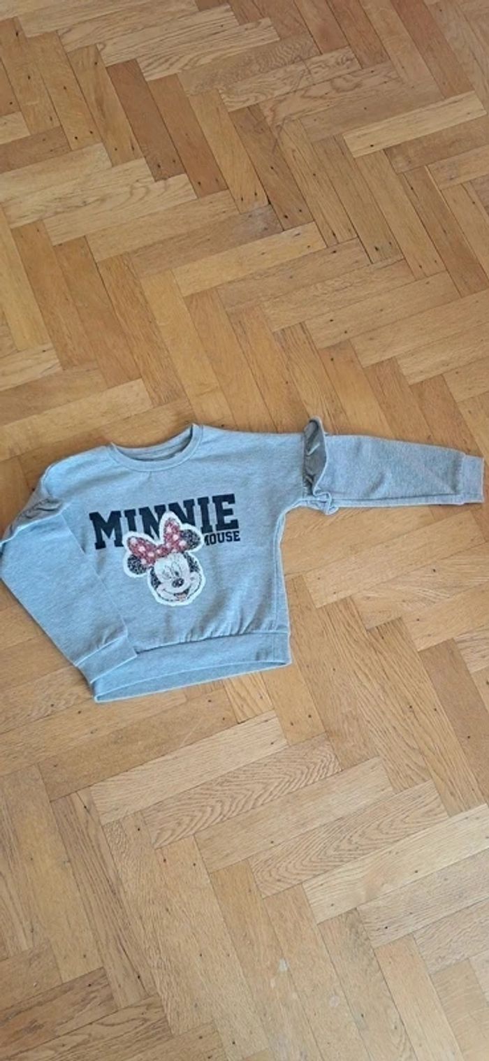 T-shirt réversible c&a 104 cm en excellent état - photo numéro 2