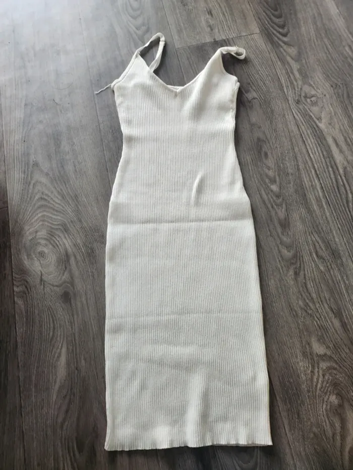 Robe moulante Naumy