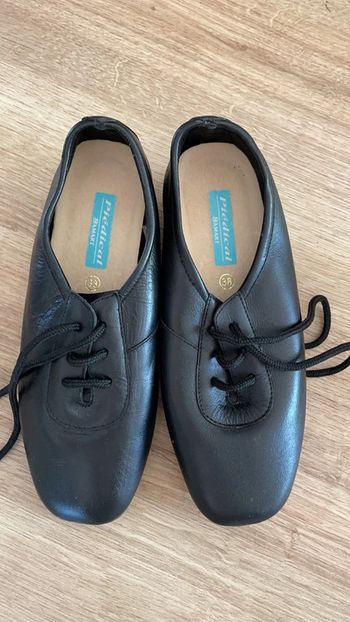 Chaussures Damart pointure 38