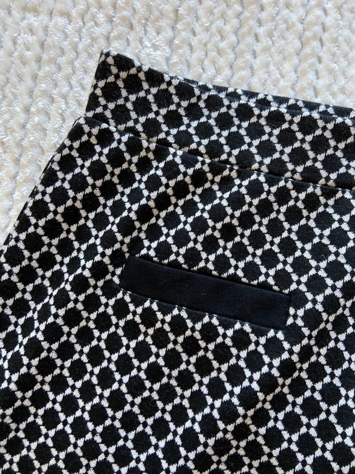 Mini jupe moulante / Taille M - photo numéro 3