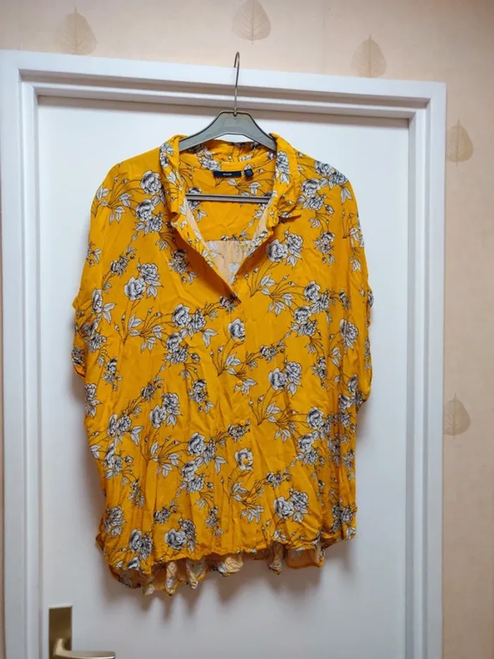 Chemise jaune