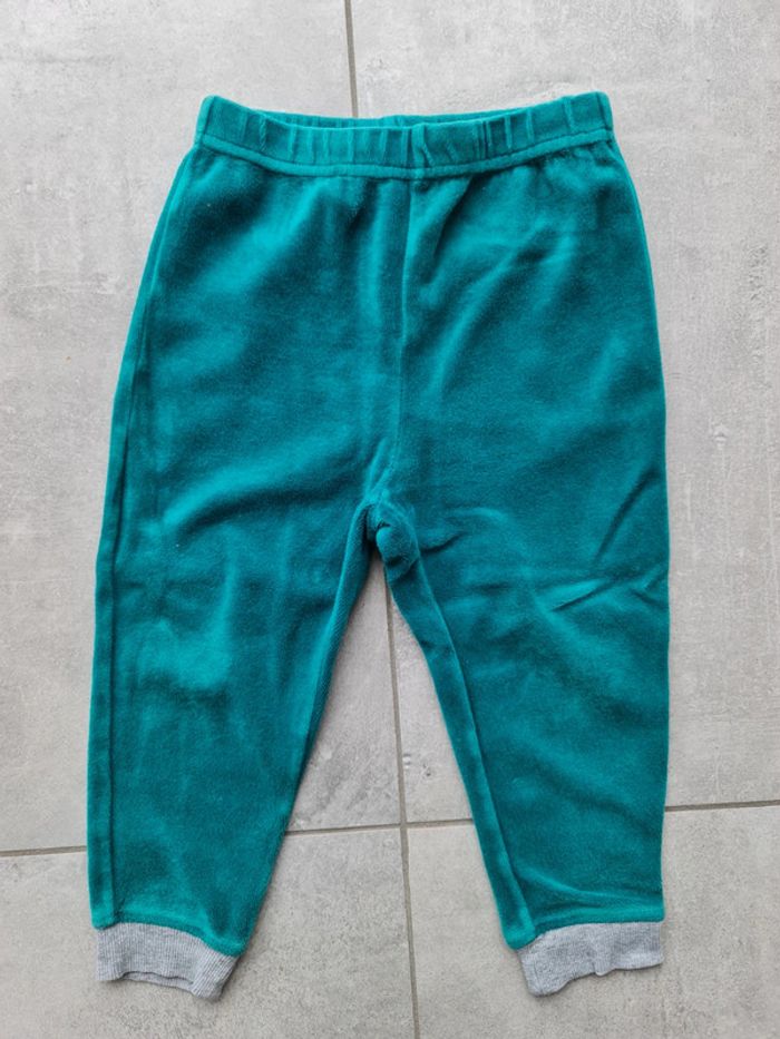 Pyjamas velours 3 ans - photo numéro 4