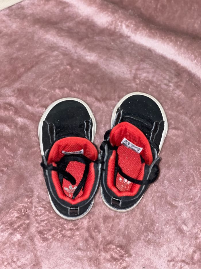 Chaussure adidas - photo numéro 5