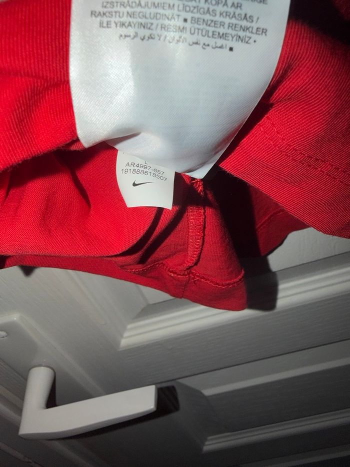 T-shirt Nike rouge - photo numéro 3
