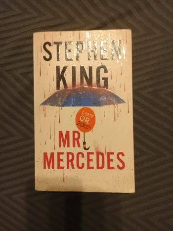 Livre Stephen king Mr Mercedes