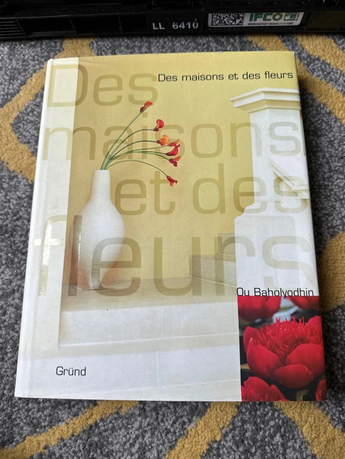 Des maisons et des fleurs