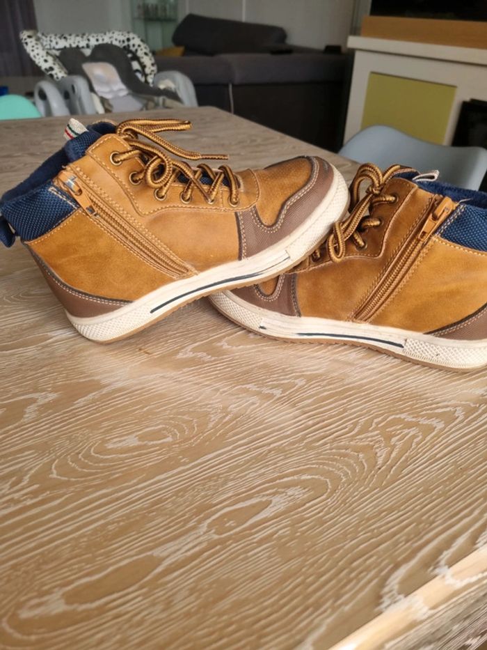 Chaussure montante t 30 - photo numéro 8