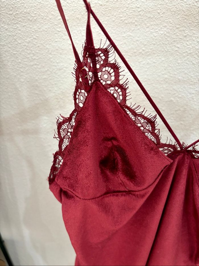 Nuisette à bretelles bordeaux effet velours avec dentelle Undiz - Taille M - photo numéro 3