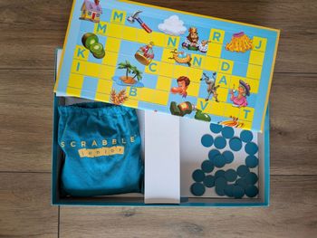 Scrabble junior neuf jeu de société