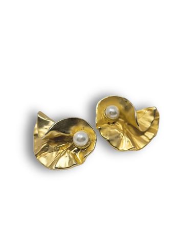 Boucles d’oreilles vintage dorées – perle & design sculptural