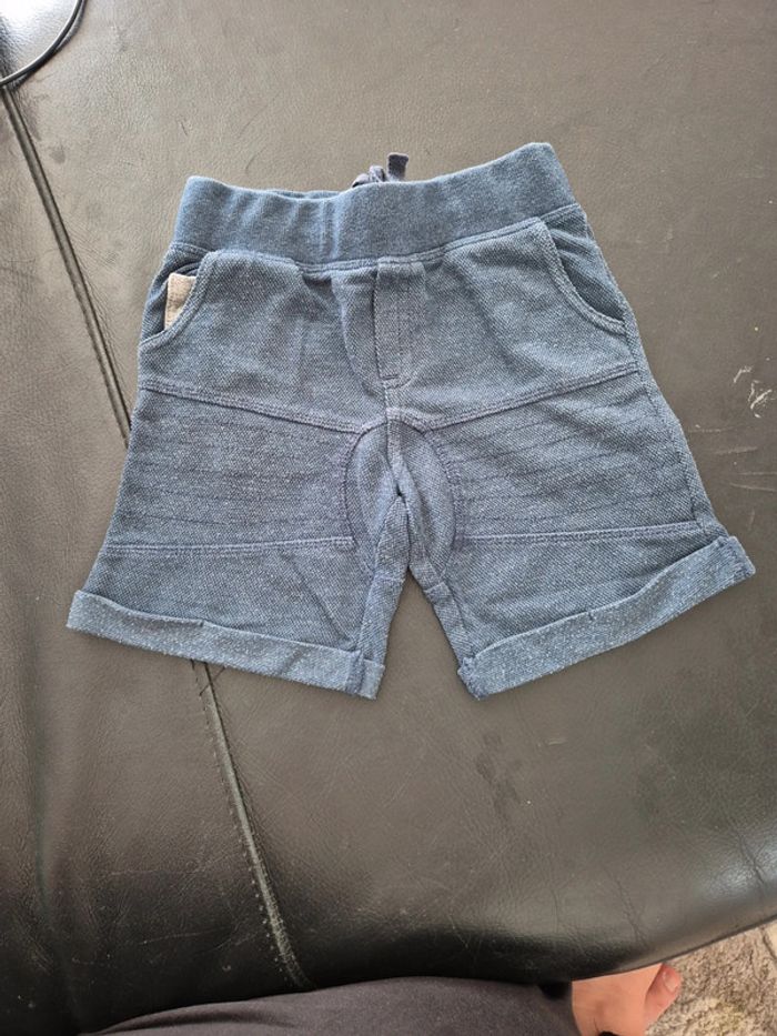 Lot short 3 ans - photo numéro 4