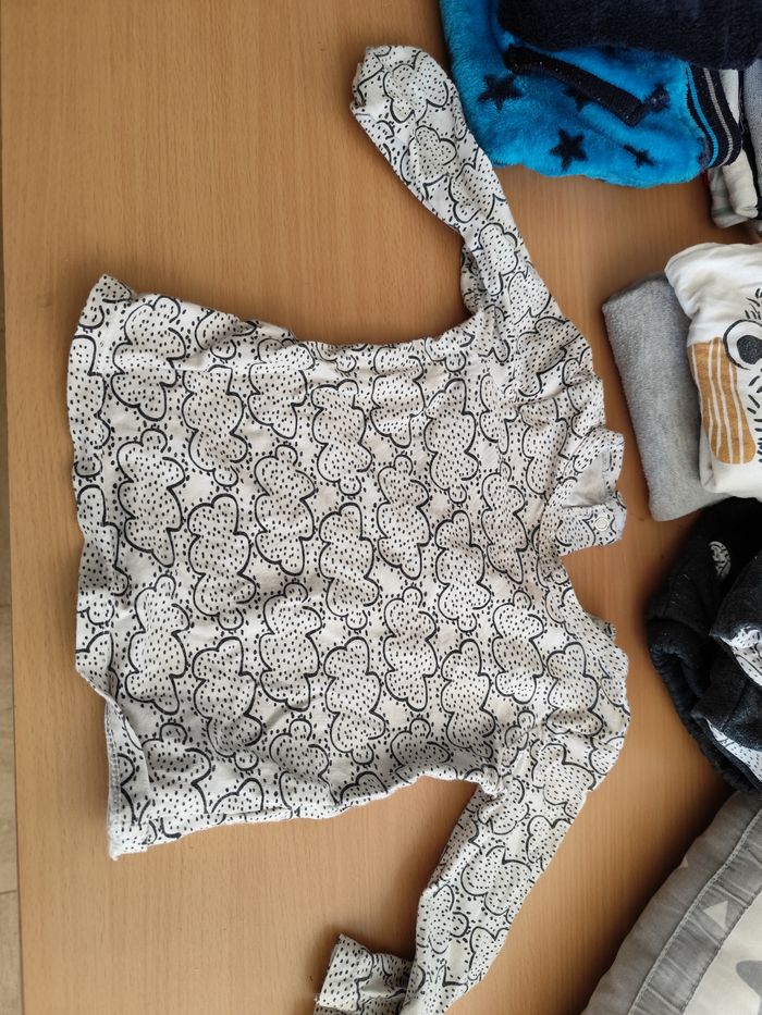 Vends ensemble bébé 9 mois - photo numéro 4