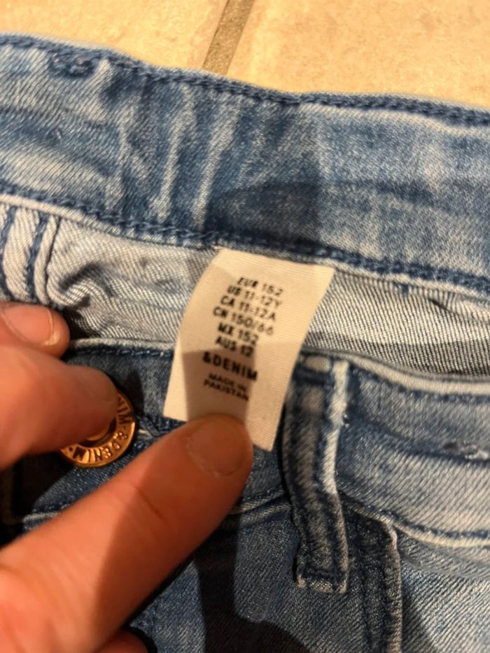 Jeans taille 152 - photo numéro 2